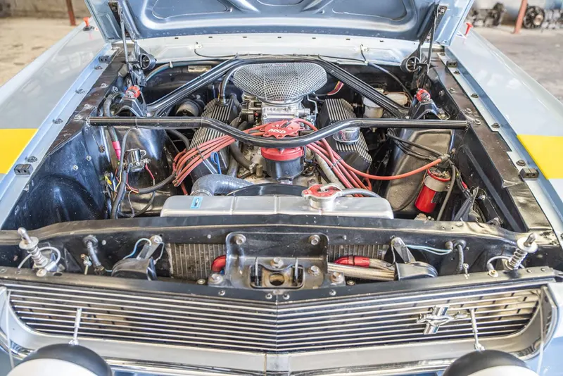 Ford Mustang Coupé V8 Racing 74