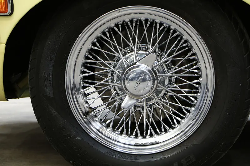 Jaguar Type e Cabriolet Serie 2 37