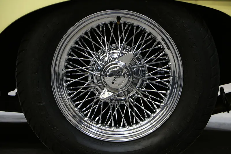 Jaguar Type e Cabriolet Serie 2 39