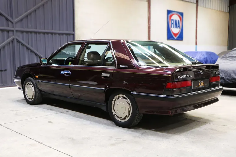 Renault 25 V6 Baccara 3