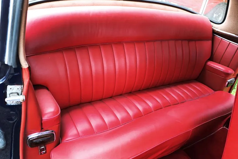 220S Coupé ponton 27
