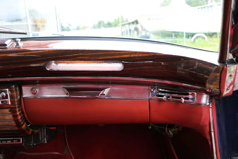 220S Coupé ponton 21