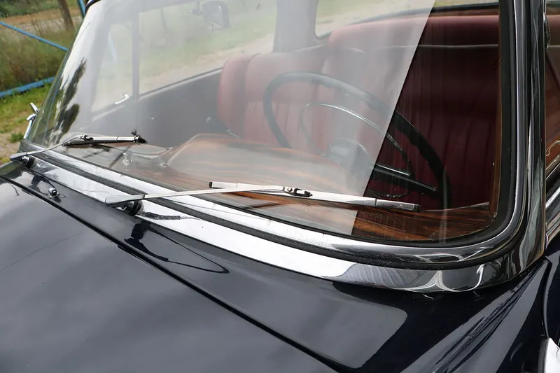 220S Coupé ponton 44
