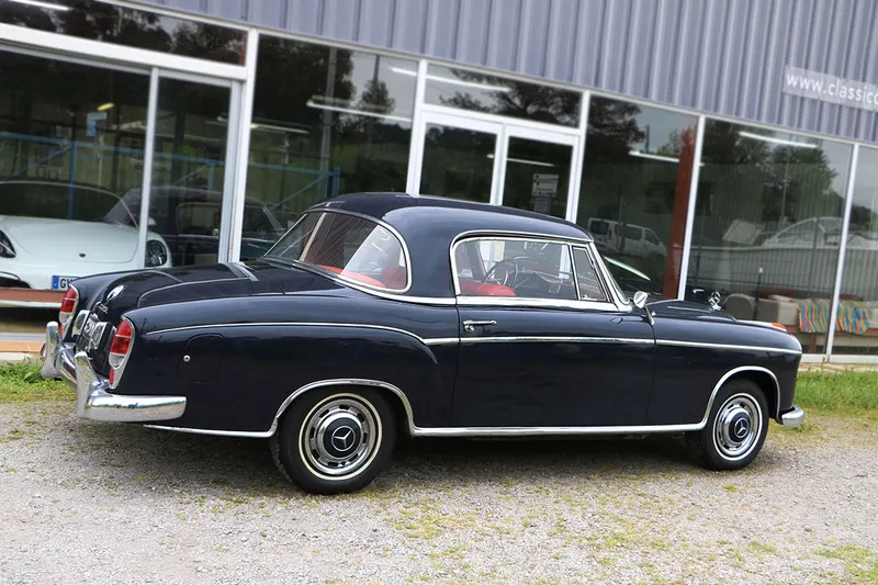 220S Coupé ponton 11