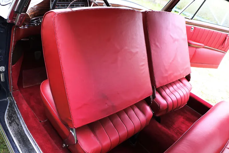 220S Coupé ponton 24