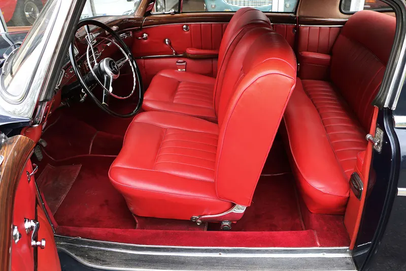 220S Coupé ponton 14