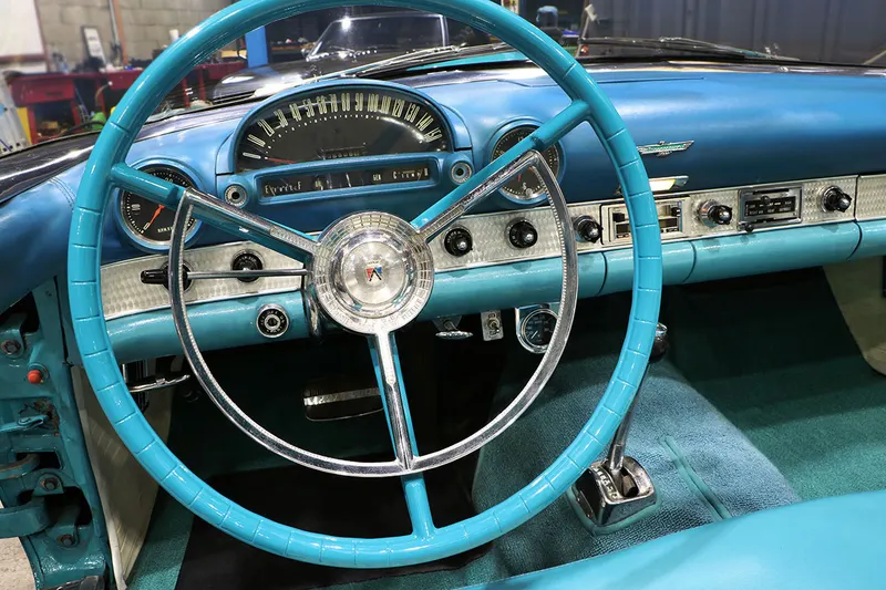 Ford Thunderbird 1956 43