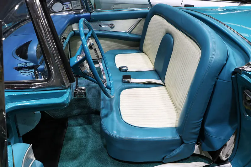 Ford Thunderbird 1956 54