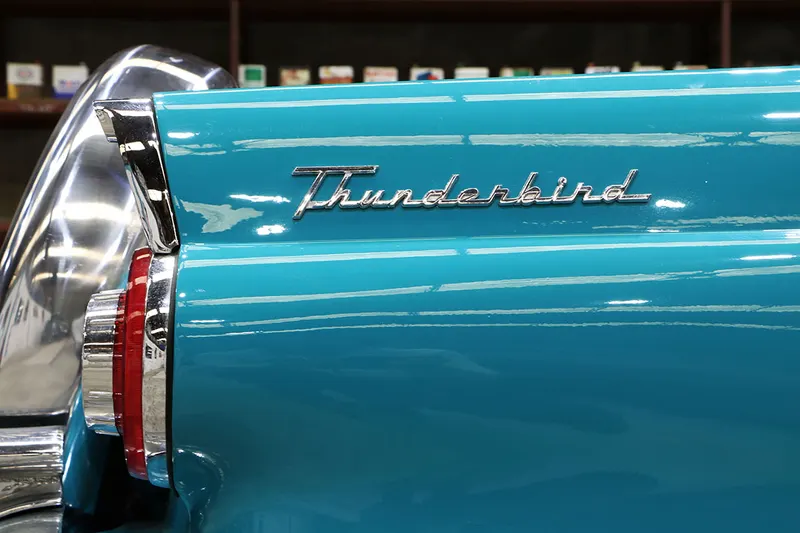 Ford Thunderbird 1956 87