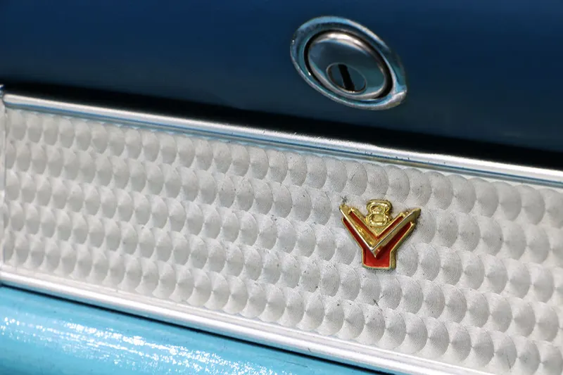 Ford Thunderbird 1956 52