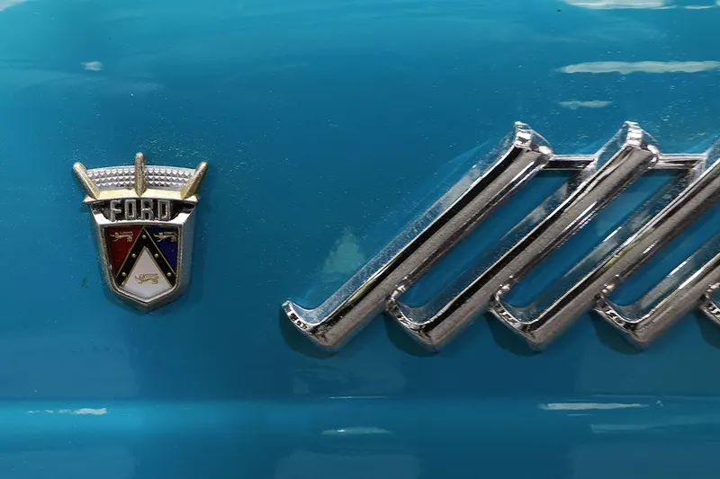 Ford Thunderbird 1956 91