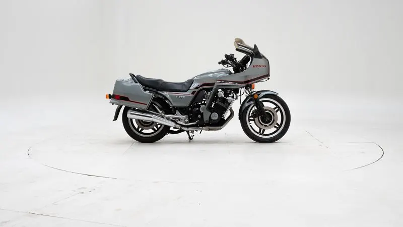 Honda CBX 7
