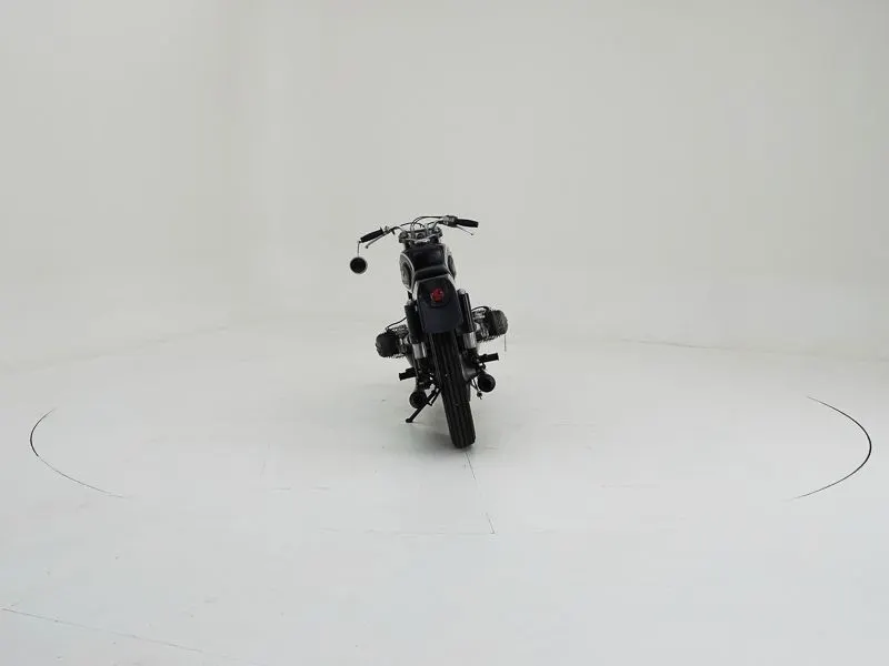 BMW R60/2 Classic Racer 8