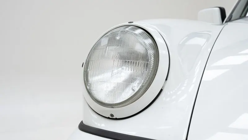 Porsche 911 964 Carrera 2 Cabriolet 17