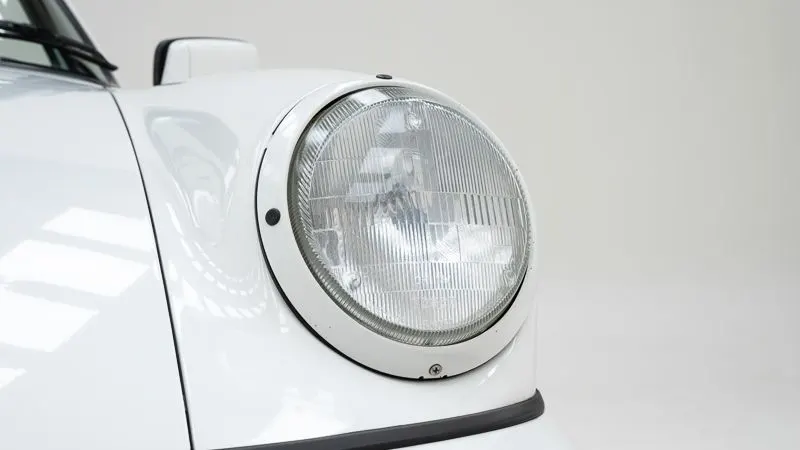 Porsche 911 964 Carrera 2 Cabriolet 18