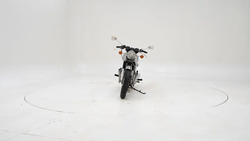 Commando 850 6