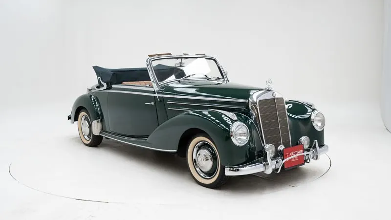 Mercedes-Benz 220 A Cabriolet 10