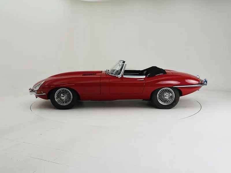 Jaguar E-Type Series 1 OTS 9