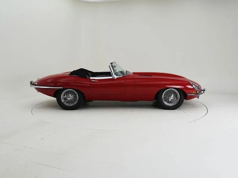 Jaguar E-Type Series 1 OTS 7