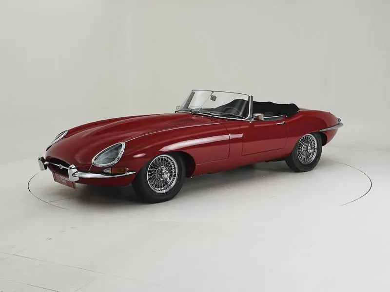 Jaguar E-Type Series 1 OTS 2