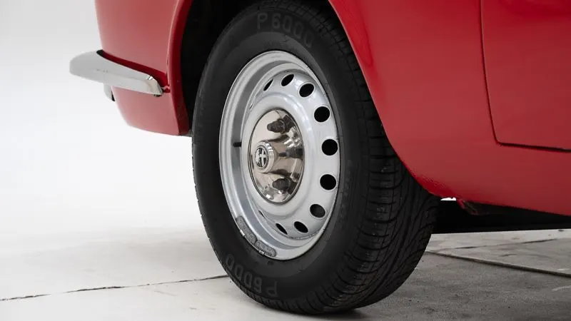 Alfa Romeo 2000 GT Veloce 16