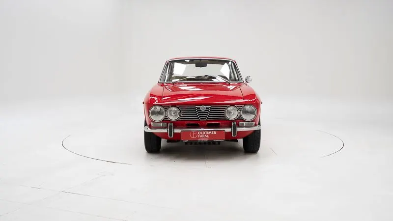 Alfa Romeo 2000 GT Veloce 6