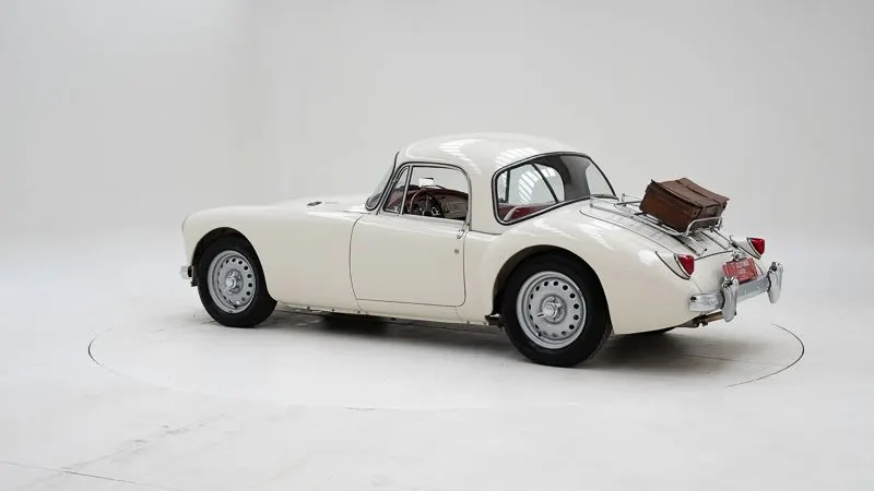 MG A Coupe Twin Cam 5