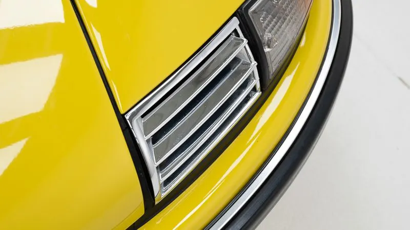 Porsche 911 2.2 E Targa 15
