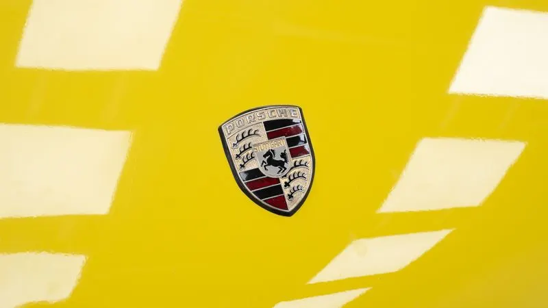 Porsche 911 2.2 E Targa 13