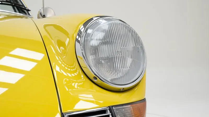 Porsche 911 2.2 E Targa 19