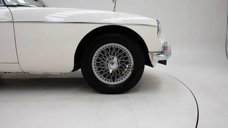 MG B 11