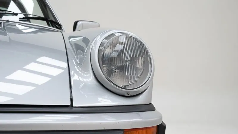Porsche 911 3.0 SC Targa 17