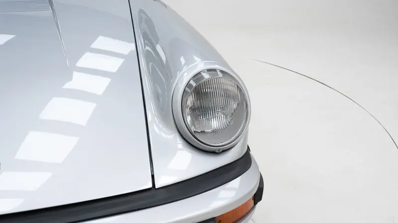 Porsche 911 3.0 SC Targa 12