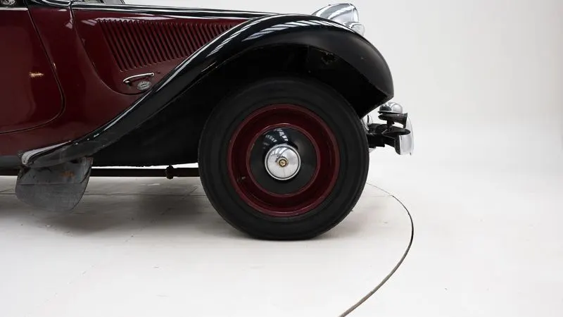 Traction Avant 11
