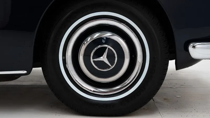 Mercedes-Benz 190 SL 12