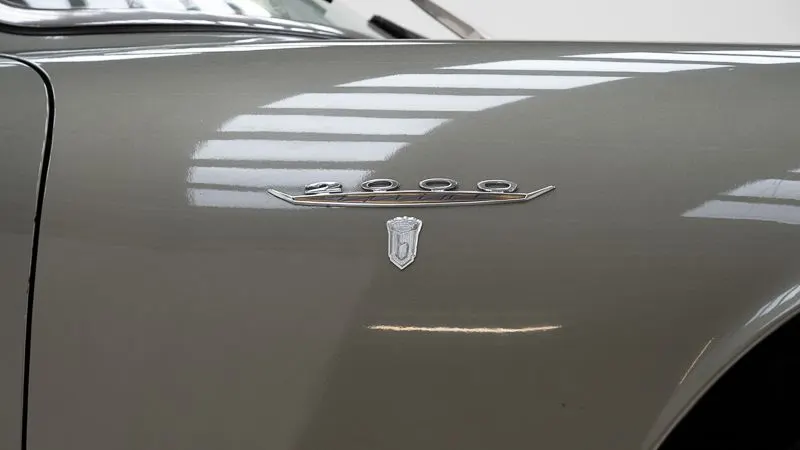 Alfa Romeo 2000 Sprint 15