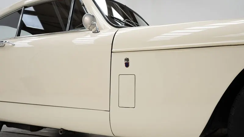 Aston Martin DB 2 MKIII 13