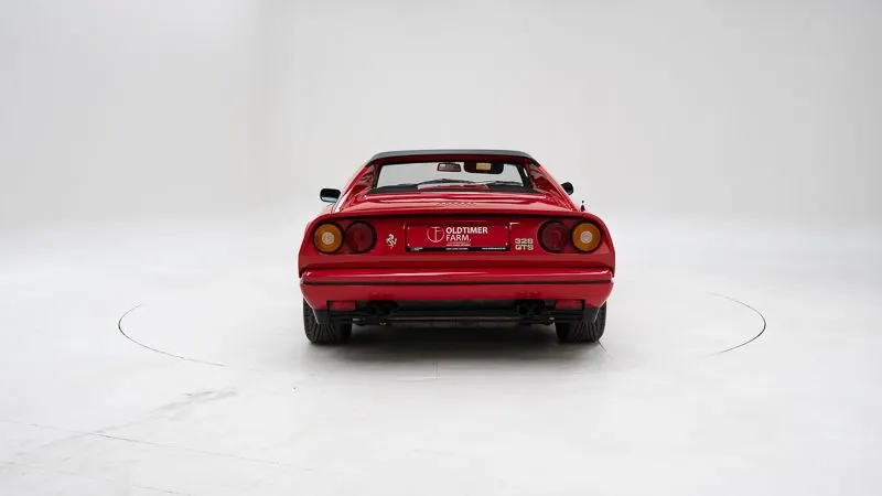 Ferrari 328 GTS 8