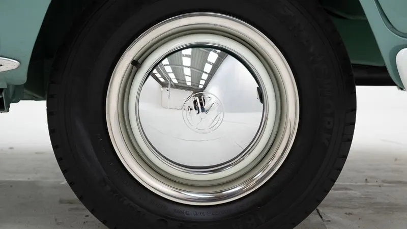 Volkswagen T1 Kombi 21 Windows 12