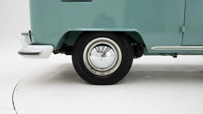 Volkswagen T1 Kombi 21 Windows 18