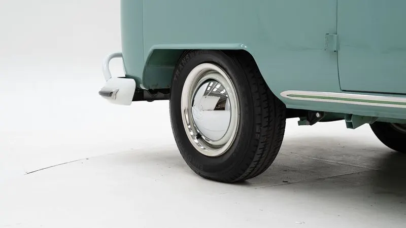 Volkswagen T1 Kombi 21 Windows 17
