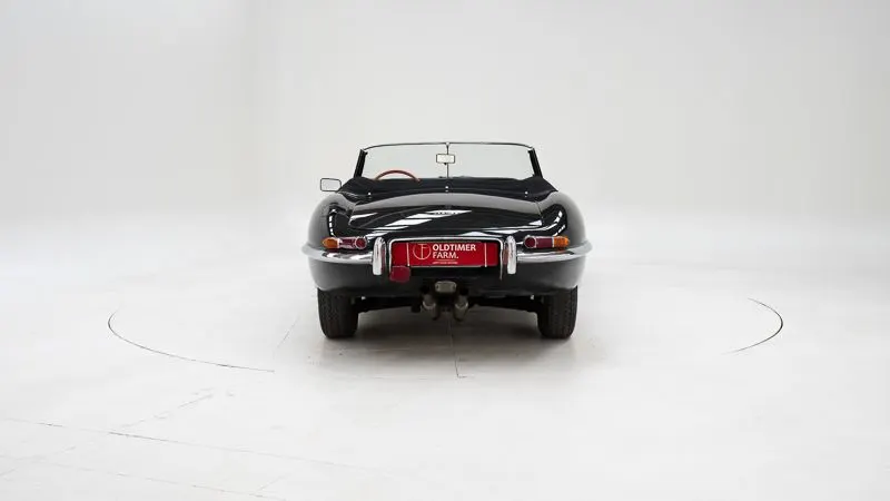 Jaguar E-type Series 1 4.2 8