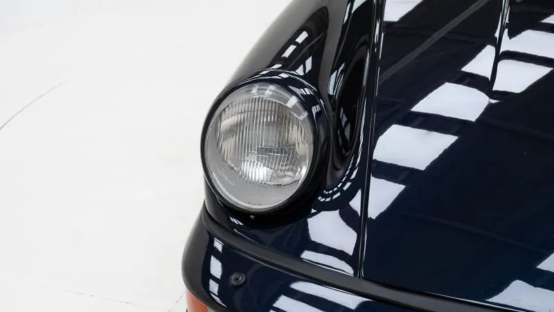 Porsche 911 964 Carrera 4 11