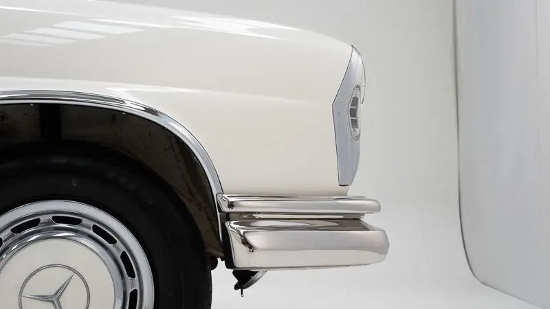 Mercedes-Benz 280 SE 13