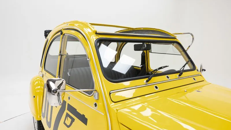 2CV 6 James Bond 007 17