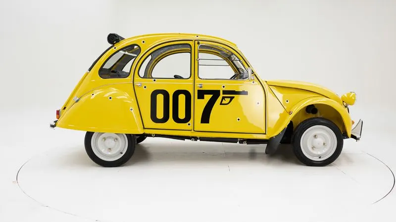 2CV 6 James Bond 007 10