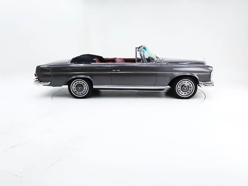 Mercedes-Benz 220 SE 7