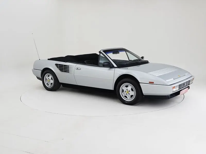 Ferrari Mondial Cabriolet 4