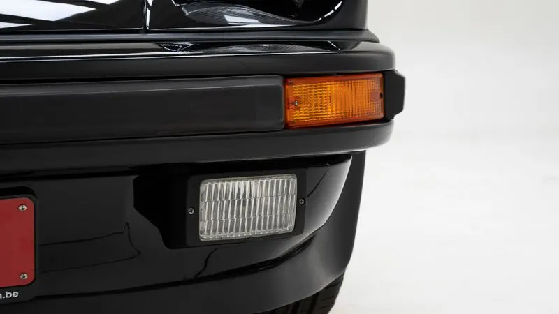 Porsche 911 930 Turbo 15