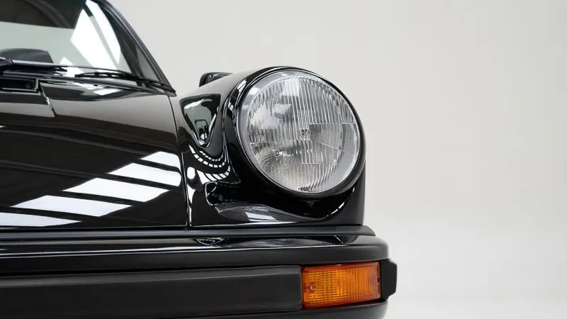 Porsche 911 930 Turbo 17